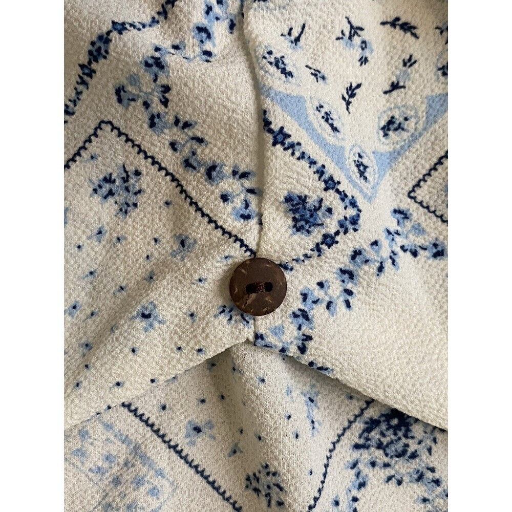 Monteau Los Angeles Blue & White Patchwork Floral Flutter Sleeve Crop Top Size L - Picture 4 of 11